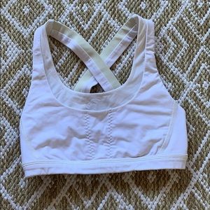 Lulu lemon sports bra